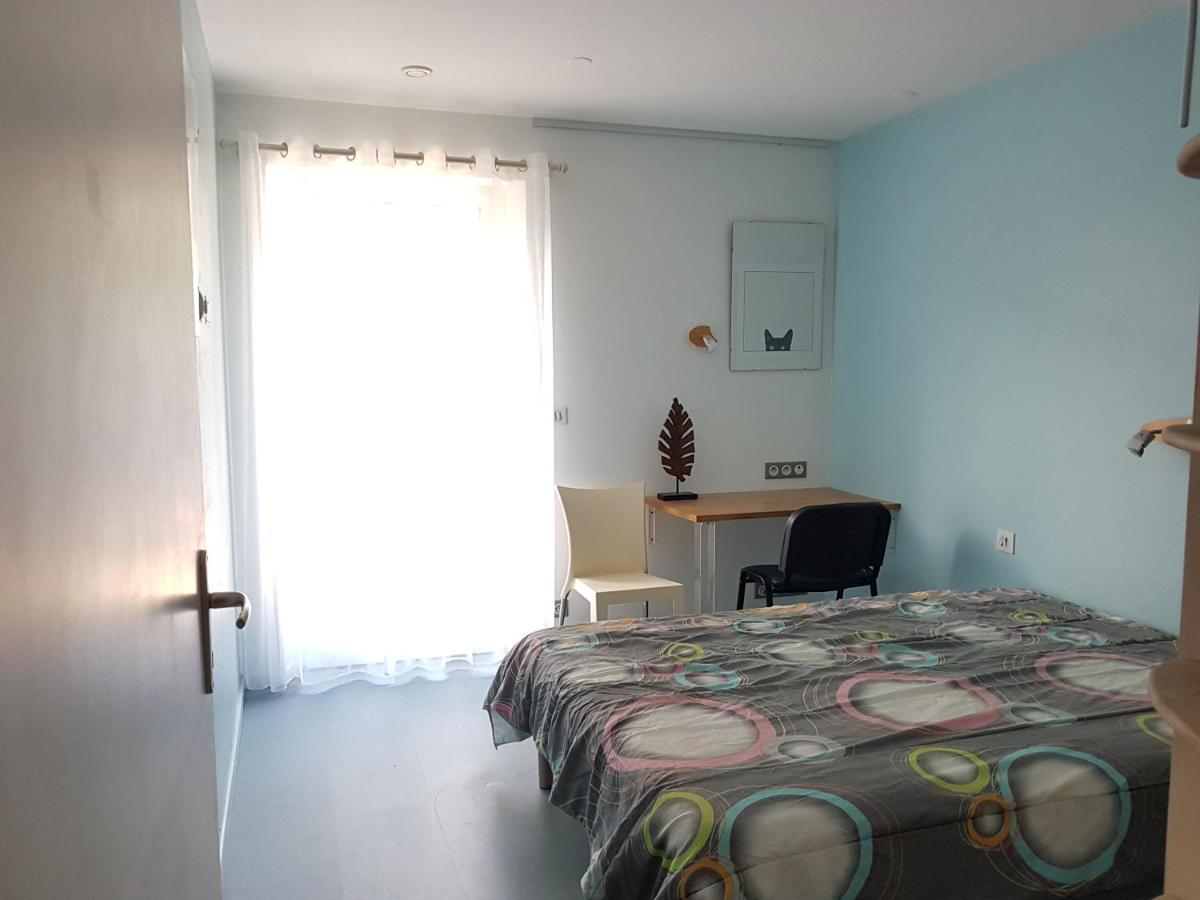 Appartamento F2 En Rez De Jardin A Crest Esterno foto